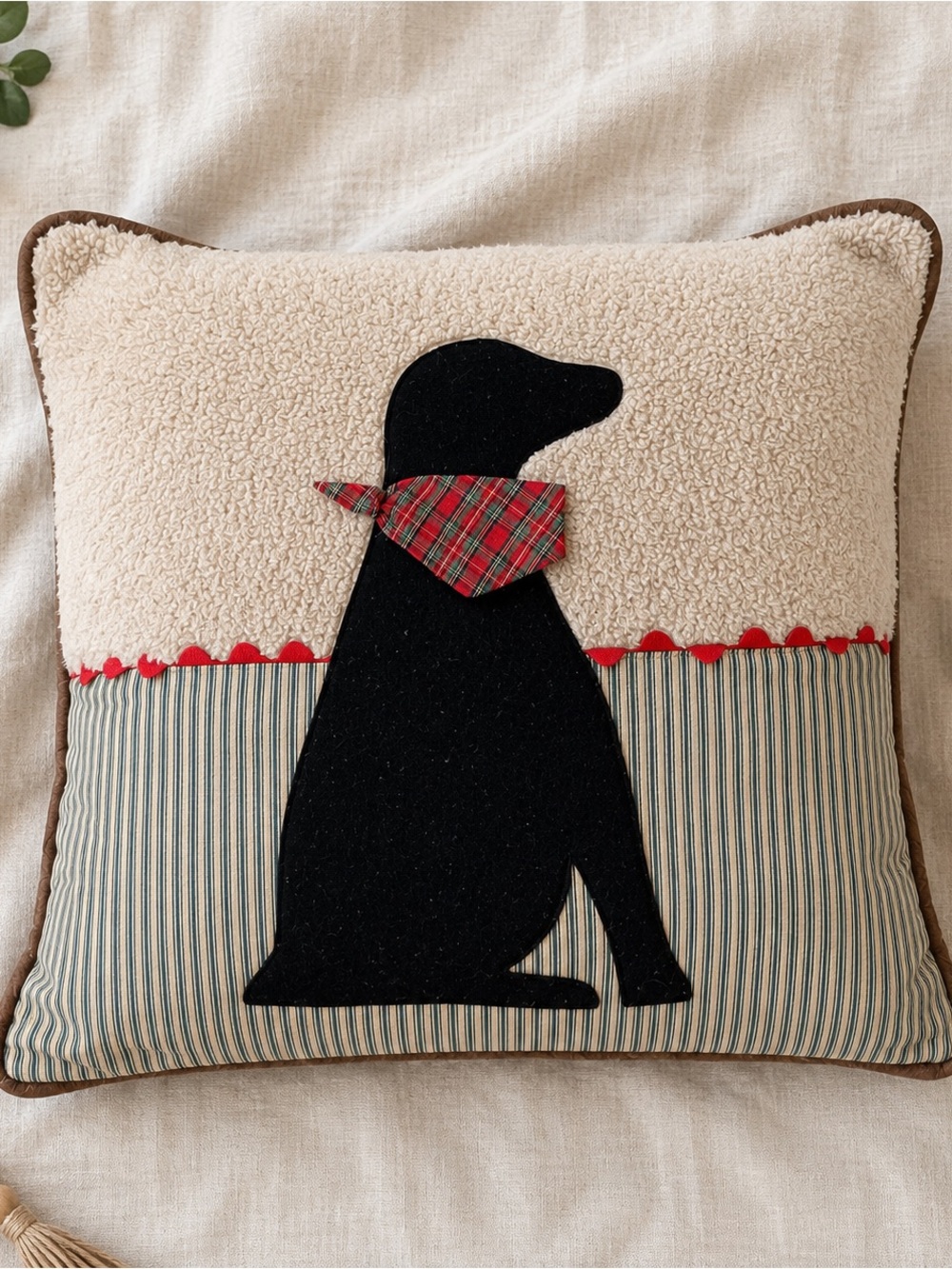 Vintage Black Lab Decorative Throw Pillow 20x20 Denim Rustic Farmhouse - Picture 2 of 5